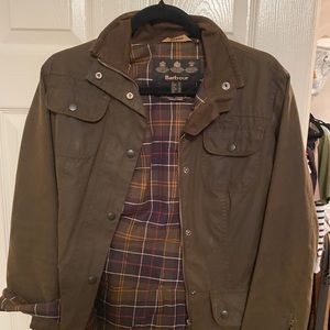 Classic Beadnell Wax Jacket
BARBOUR